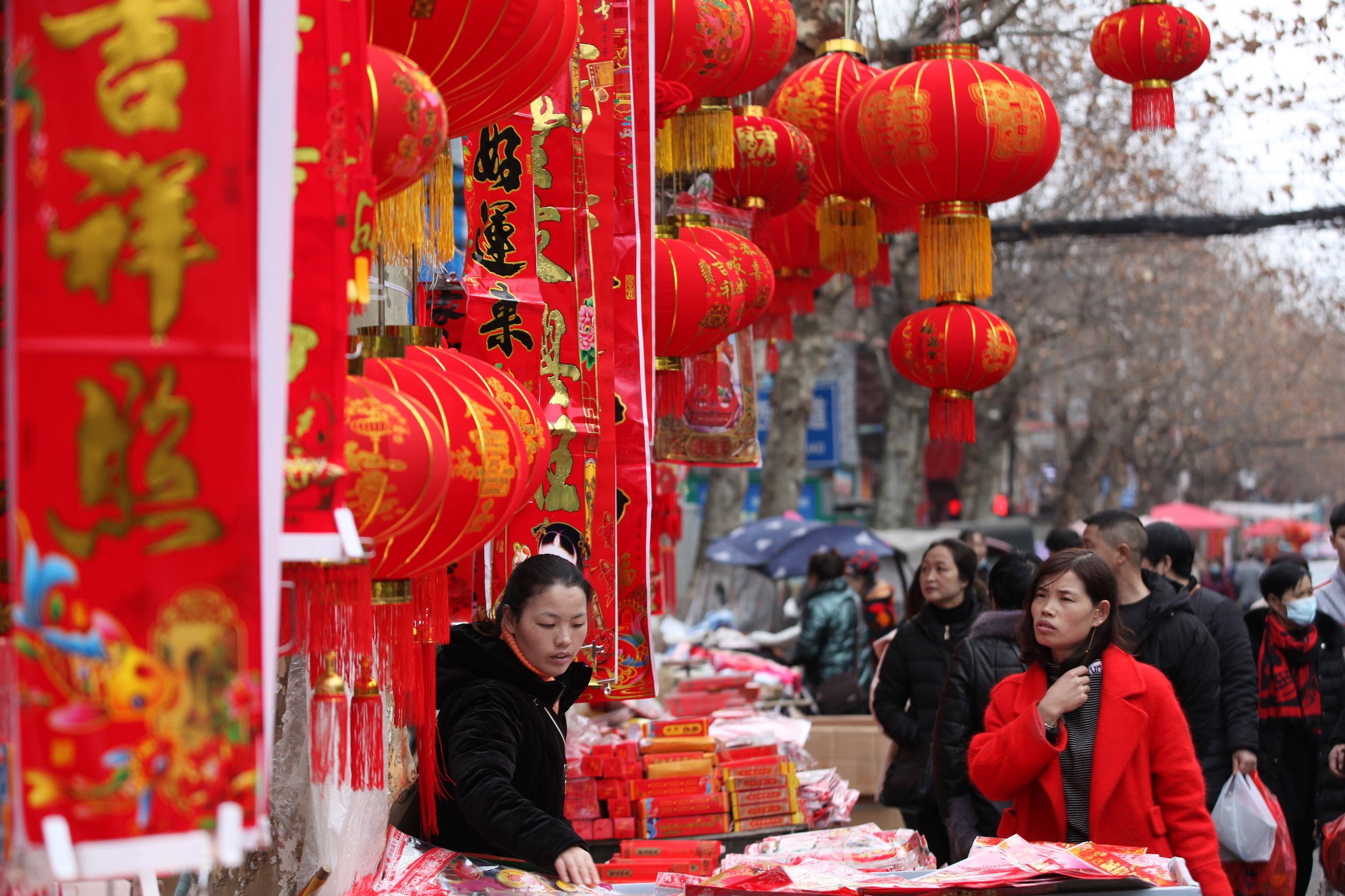 天博tb·体育综合官方网站春节习俗介绍 春节的风俗有哪些(图1)