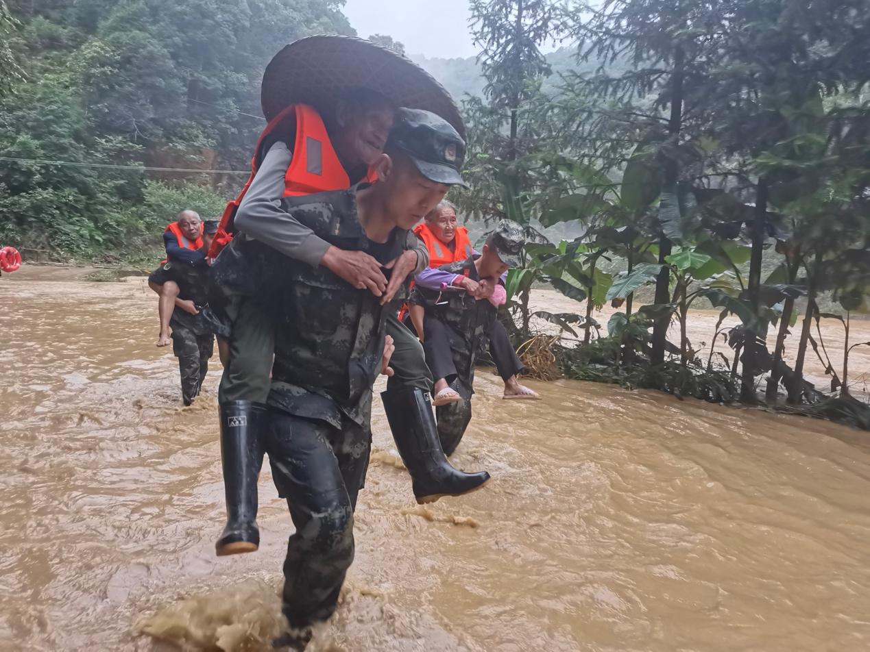 天博官网多部门支持重点地区抗洪抢险（全力做好防汛抗洪救灾工作）(图1)